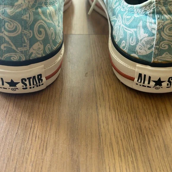Converse CTAS Chuck Taylor All Star low tops koi fish 7B060101 M4 W6 - Picture 3 of 7